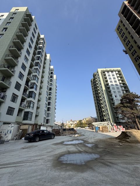 Satılır 2 otaqlı yeni tikili 66 m² — Bakı