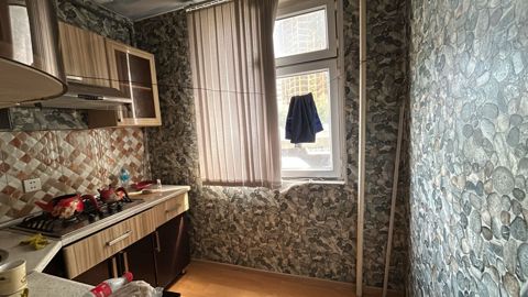 İcarəyə verilir 1 otaqlı köhnə tikili 45 m² — Bakı