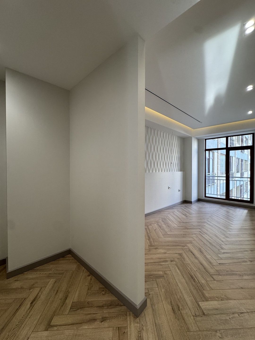 Satılır 3 otaqlı yeni tikili 120 m² — Mənzil, Bakı (2)