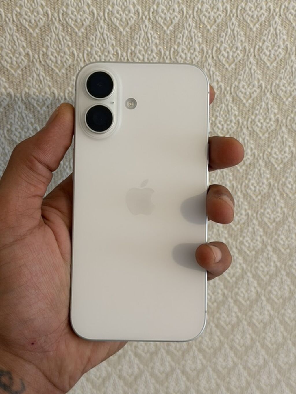 IPhone 16, 128 GB, Ağ, Face ID — Apple iPhone, Bakı (2)