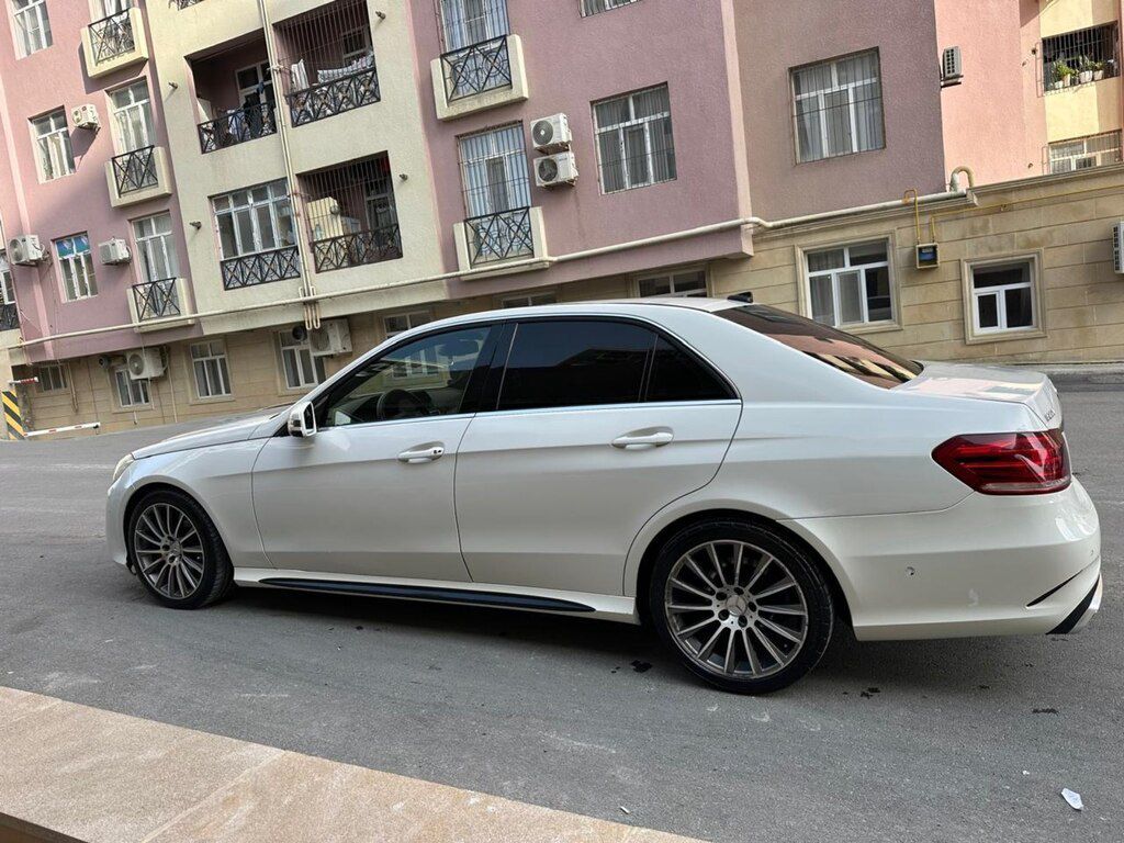 Mercedes E 220, 2.1 L, 2013 il, 293 000 km — Avtomobillər, Bakı (6)