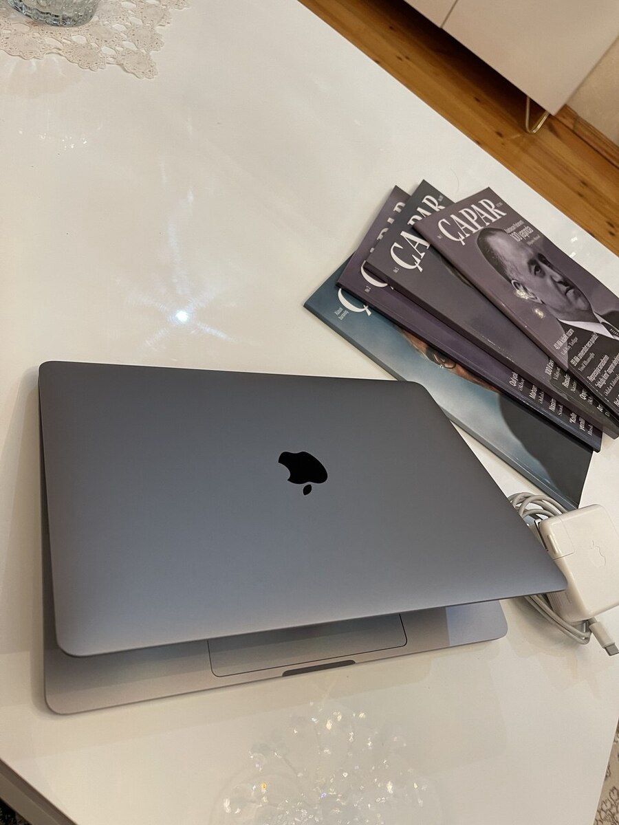 Apple MacBook Pro 13 Touch Bar 2020 — Noutbuklar, Bakı (7)