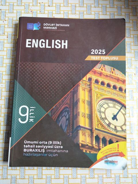 Məhsul: “Englısh – 2025 Test Toplusu” (Dövlət İmtahan Mərkəzi nəşri) — Bakı