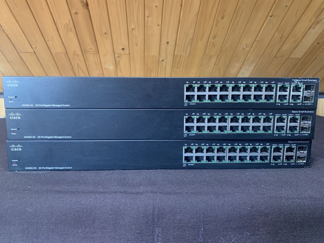 Cisco SG300-20 — Şəbəkə və server avadanlığı, Bakı