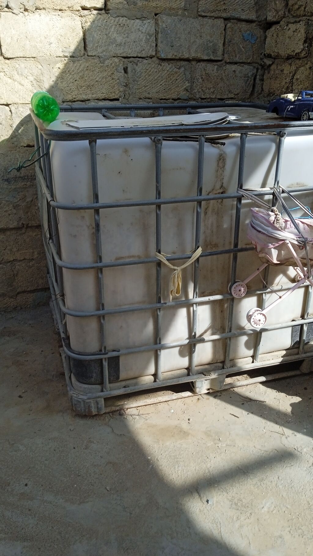 Yaxsi veziyetde su ceni satlir prablemi yoxdu — Şəxsi əşyalar, Digah (2)