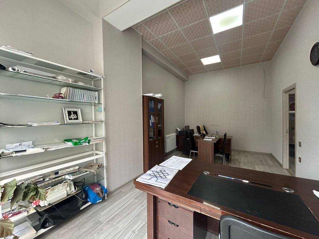 Satılır obyekt 170 m² — Əmlak, Bakı (5)