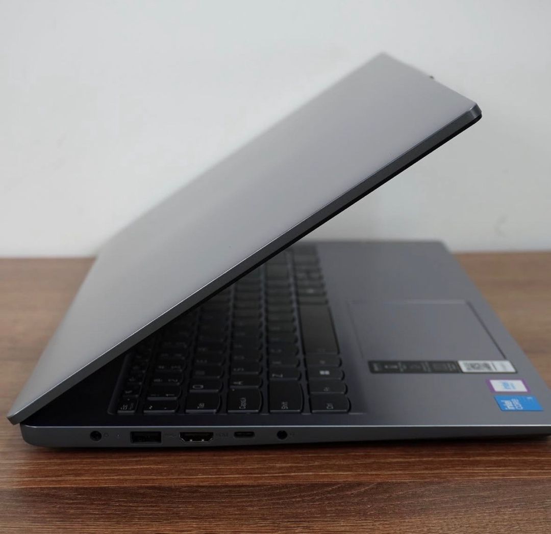 Lenovo IdeaPad Slim 3 15IRU9 14 — Noutbuklar, Bakı (4)