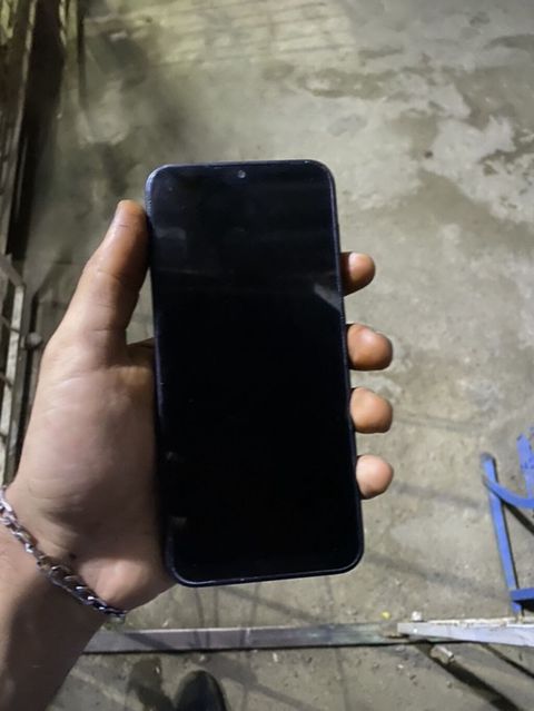 Salam Aleykum problemsiz telefondur, super işləyir donma qızma — Şəmkir