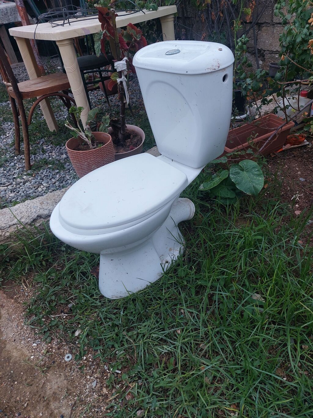 Sifonlu unitaz dəsti - Komplekt: aşağıdan çıxışlı keramika qab, üst — Tualetlər, Digah (2)