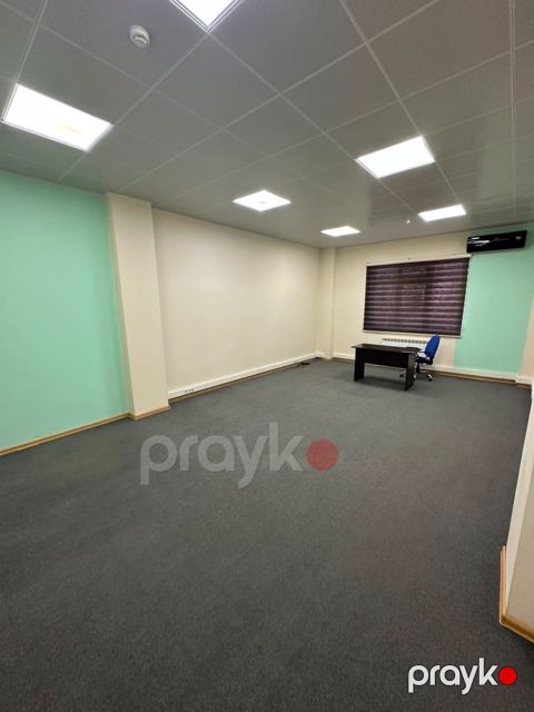 İcarəyə verilir 1 otaqlı ofis 50 m²