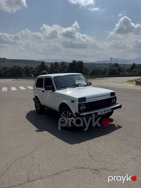 Lada (VAZ) Niva, 1.7 L, 2015 il, 151 000 km
