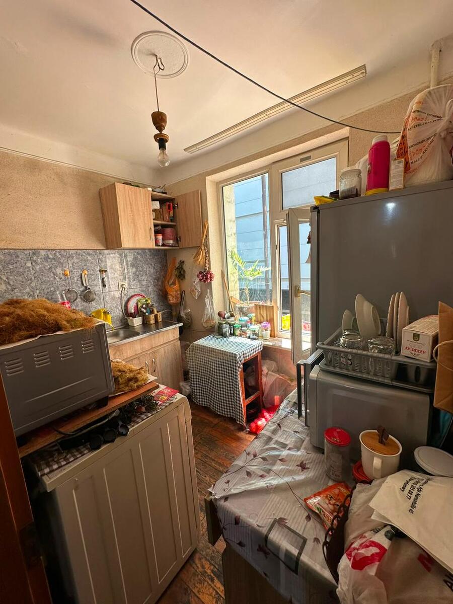 Satılır 1 otaqlı köhnə tikili 35 m² — Mənzil, Bakı (2)