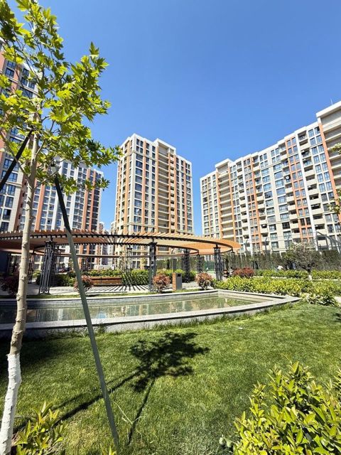 Satılır 2 otaqlı yeni tikili 41 m² — Bakı