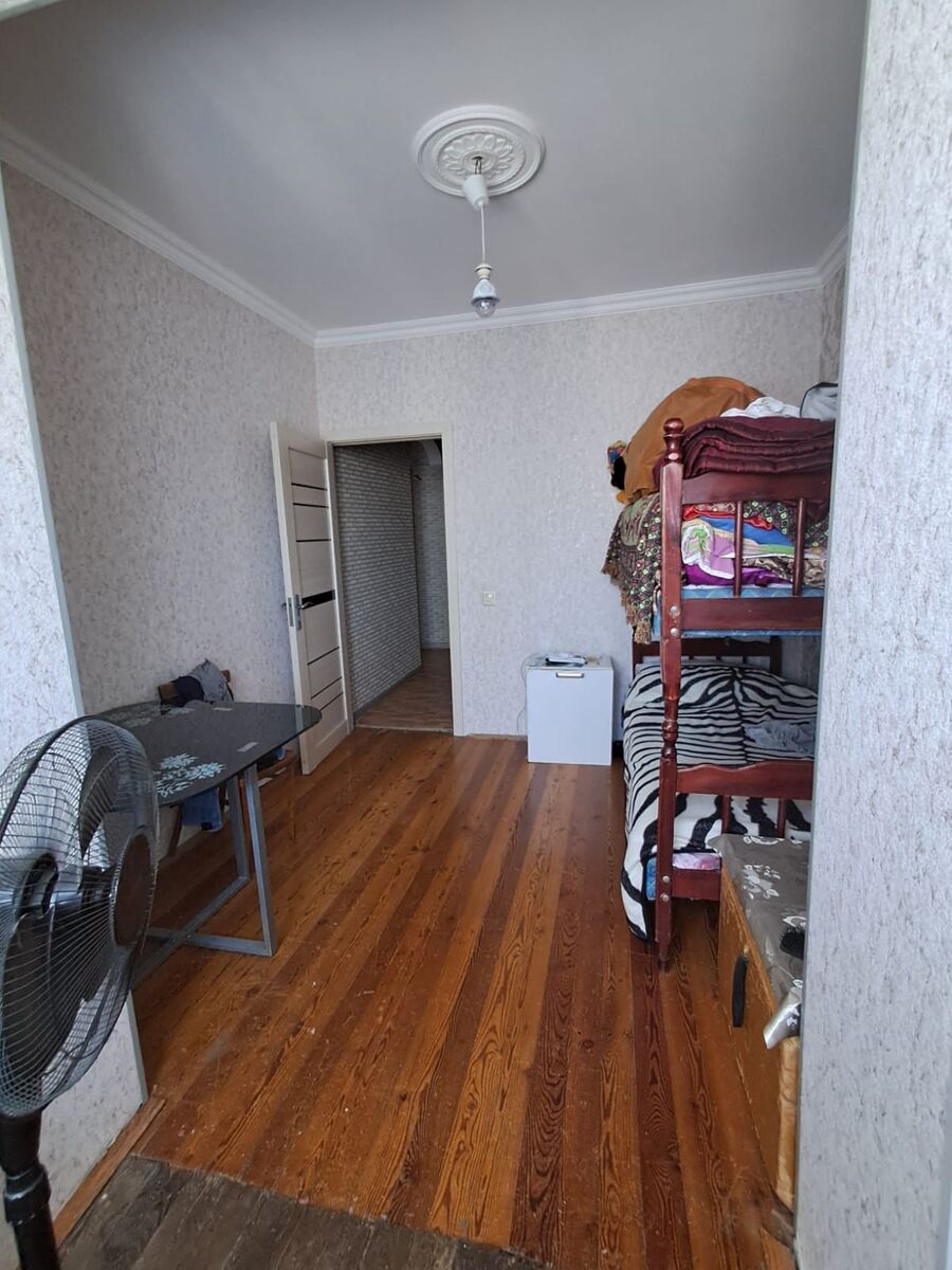 Satılır 4 otaqlı köhnə tikili 80 m² — Mənzil, Bakı (4)