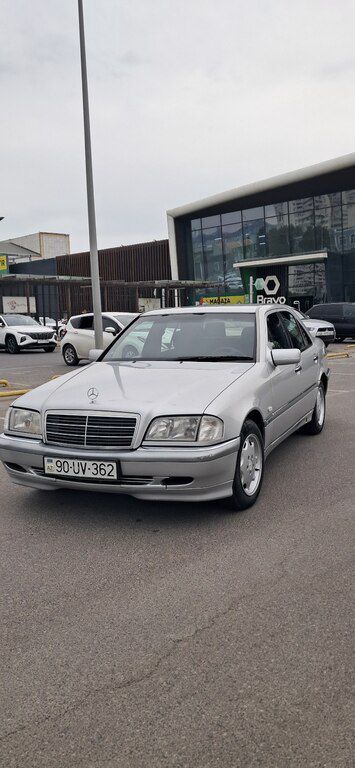 Mercedes C 240, 2.4 L, 1998 il, 280 000 km — Bakı