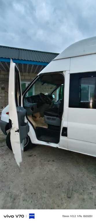 Ford Transit, 2.4 L, 2010 il, 300 000 km — Avtomobillər, Bakı (10)