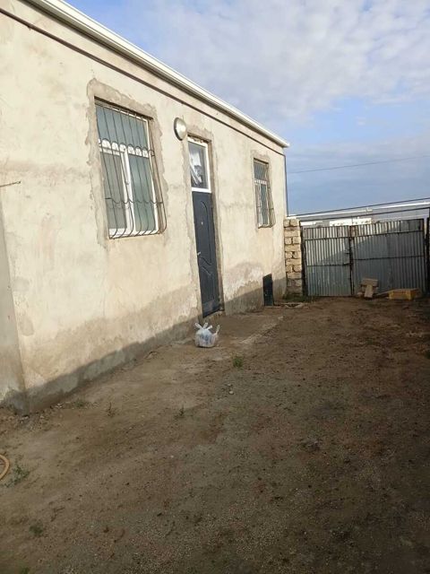 Satılır 3 otaqlı həyət evi/bağ evi 81 m² — Bakı
