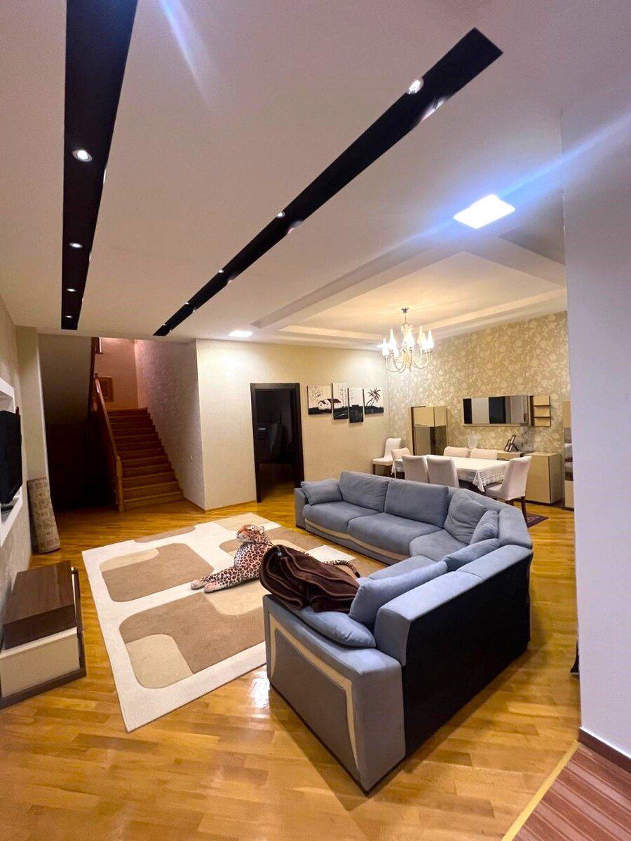 Satılır 9 otaqlı həyət evi/bağ evi 600 m² — Ev, villa, Bakı (6)