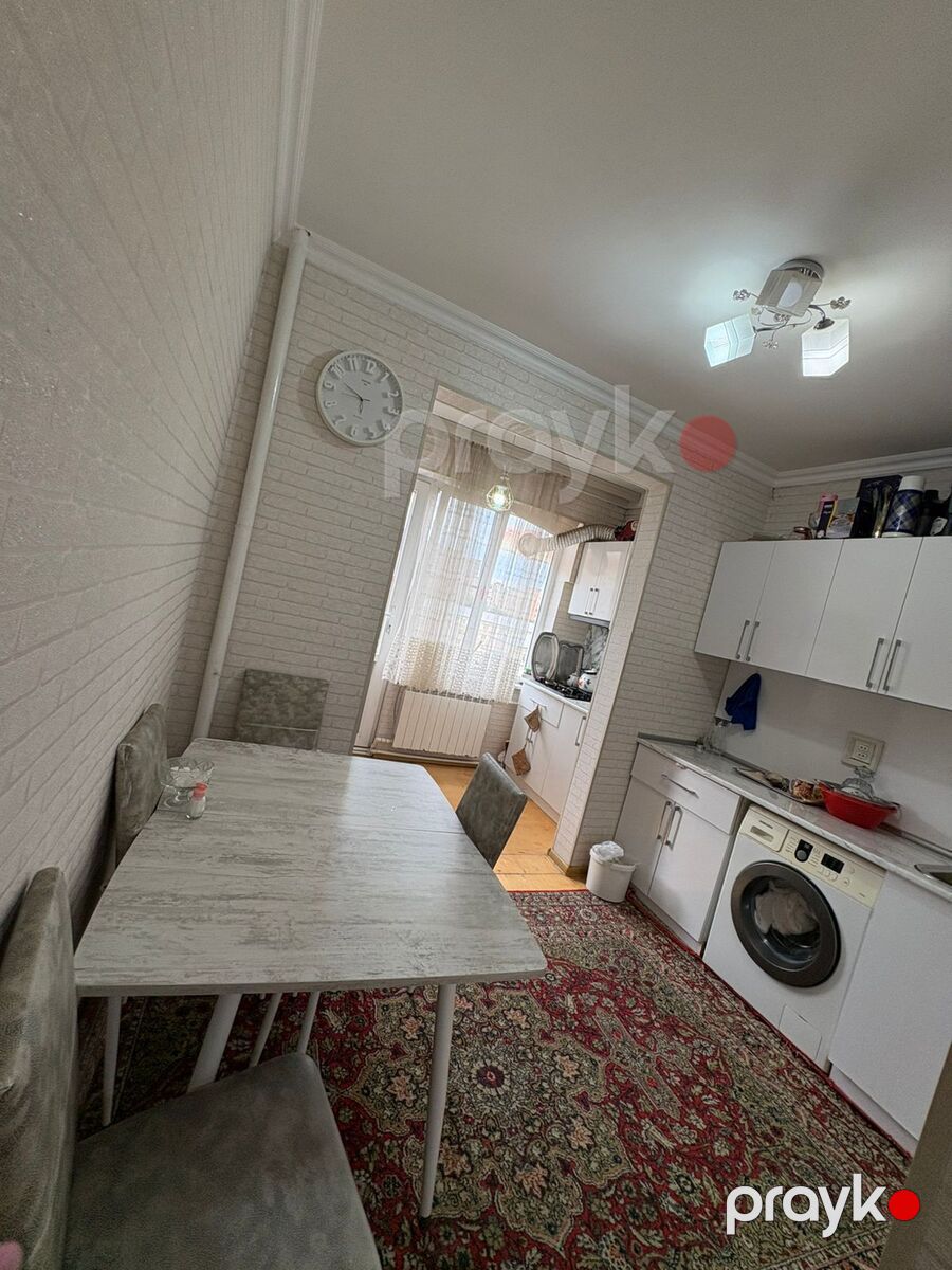 Satılır 2 otaqlı köhnə tikili 65 m² — Mənzil, Bakı (4)