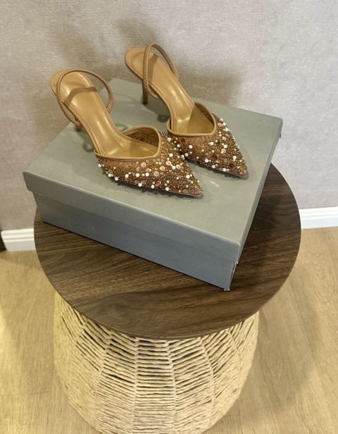 Zərif qadın topuqlu ayaqqabı - Model: sivri burun, slingback (arxa — Bakı