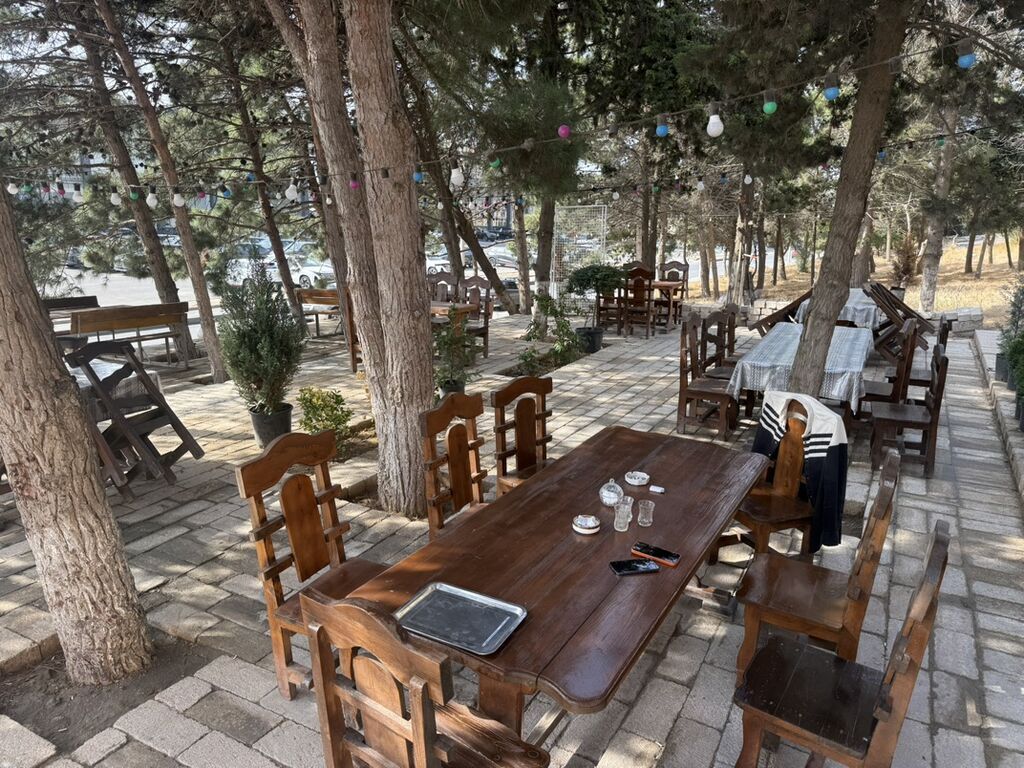 “2 Qardaş” – açıq hava məkanlı kafe/iasə obyektinin icarəyə/istifadəyə — Əmlak, Bakı (5)