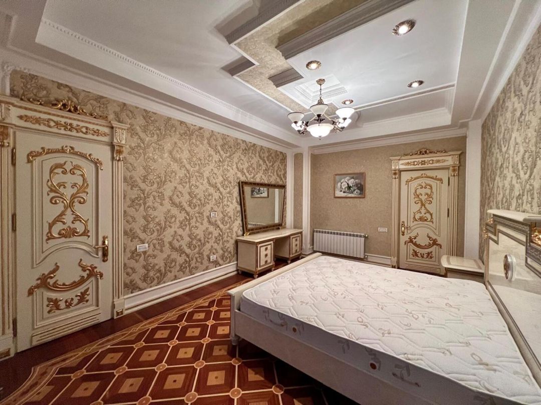 Satılır 4 otaqlı yeni tikili 250 m² — Mənzil, Bakı (7)