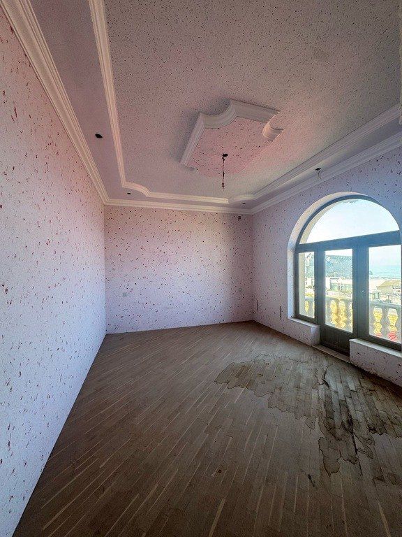 Satılır 15 otaqlı həyət evi/bağ evi 920 m² — Ev, villa, Bakı (4)