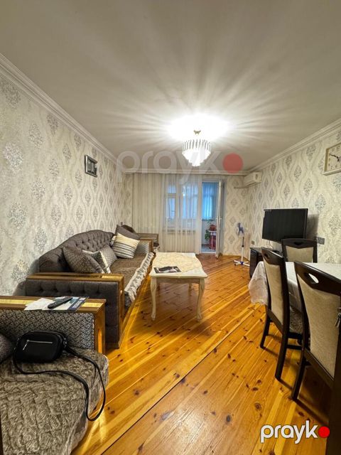 Satılır 3 otaqlı köhnə tikili 65 m²