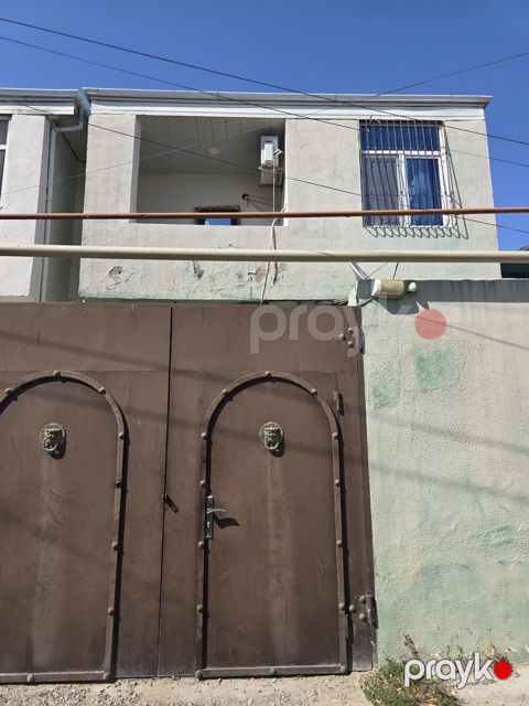 Satılır 4 otaqlı həyət evi/bağ evi 168 m²