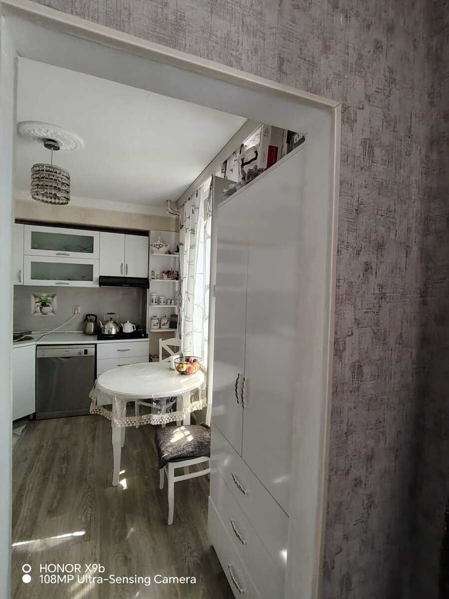 Satılır 2 otaqlı köhnə tikili 65 m² — Mənzil, Bakı (7)