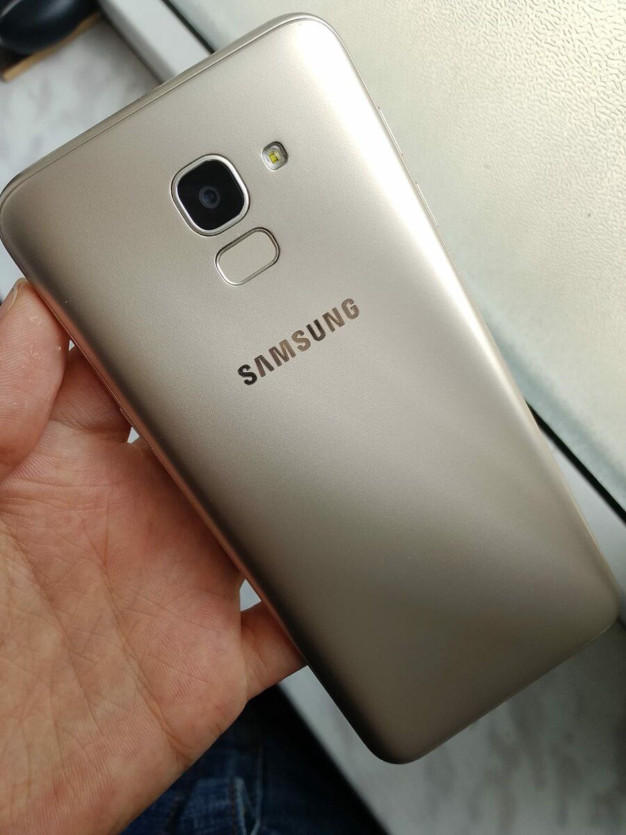 Samsung Galaxy J6 Gold 32GB/3GB — Smartfonlar, Bakı (2)
