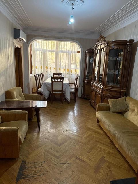 3-otaqlı mənzil, Gənclik m., 75 m² — Bakı