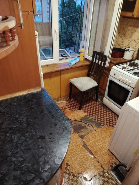 İcarəyə verilir 3 otaqlı köhnə tikili 35 m² — Bakı