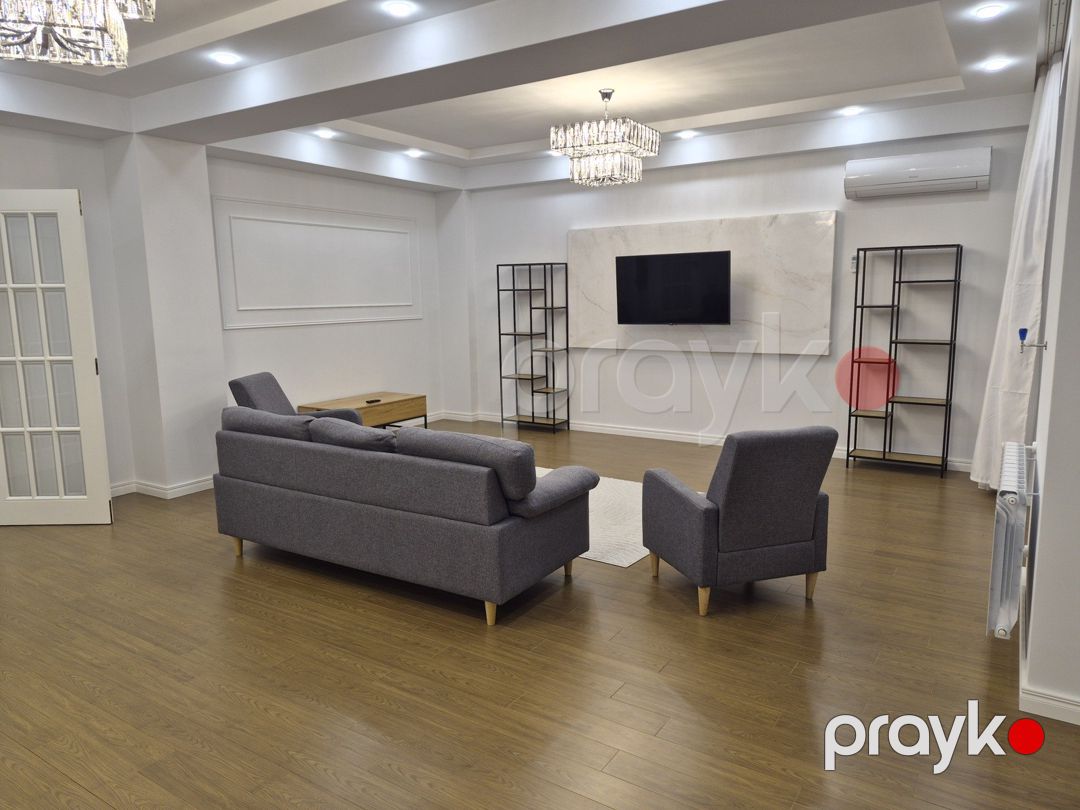İcarəyə verilir 4 otaqlı yeni tikili 220 m² — Mənzil, Bakı (2)