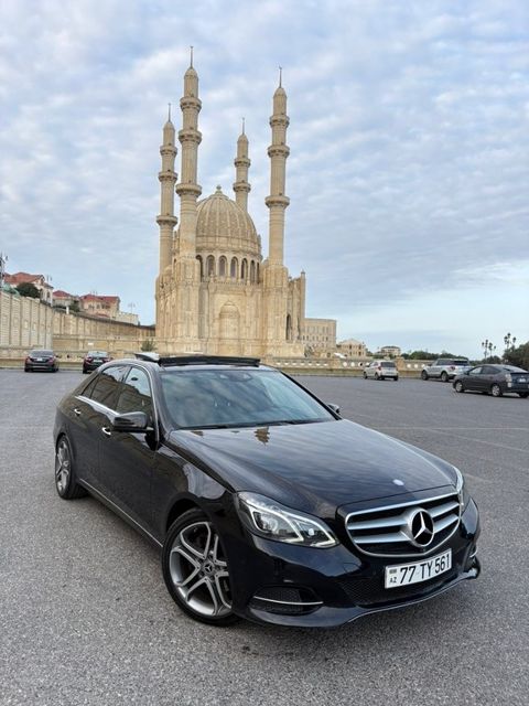 Mercedes E 220, 2.1 L, 2015 il, 247 000 km — Bakı