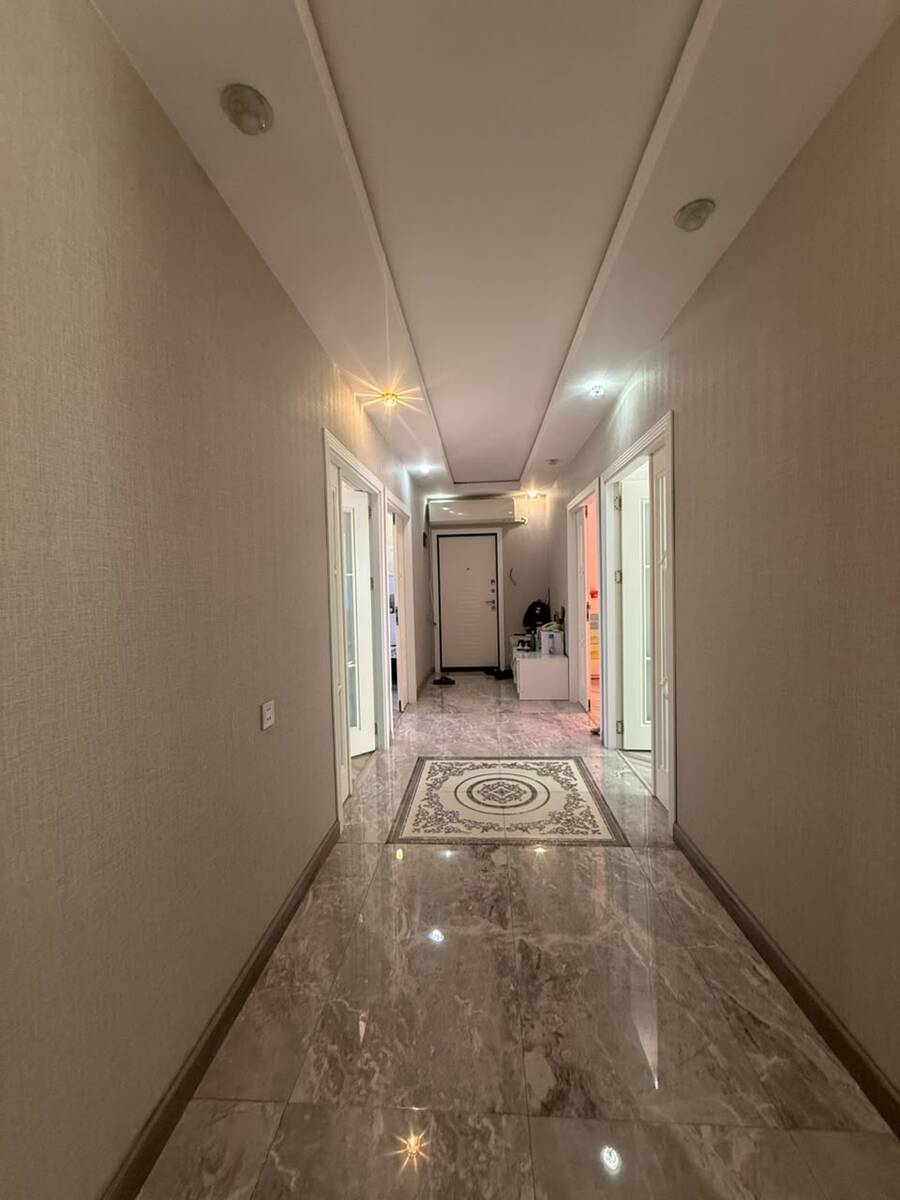 Satılır 5 otaqlı köhnə tikili 110 m² — Mənzil, Bakı (2)