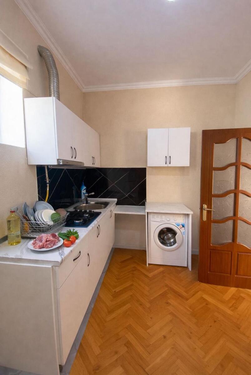 İcarəyə verilir 3 otaqlı köhnə tikili 100 m² — Mənzil, Bakı (5)