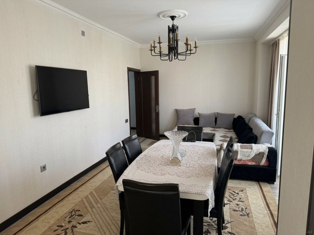 Satılır 4 otaqlı köhnə tikili 100 m² — Mənzil, Bakı (2)