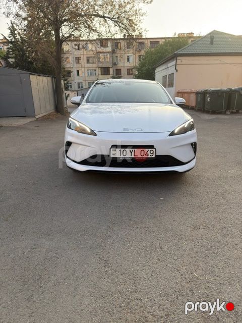 BYD Seal 05, 1.5 L, 7.68 kWh, 2025 il, 13 000 km