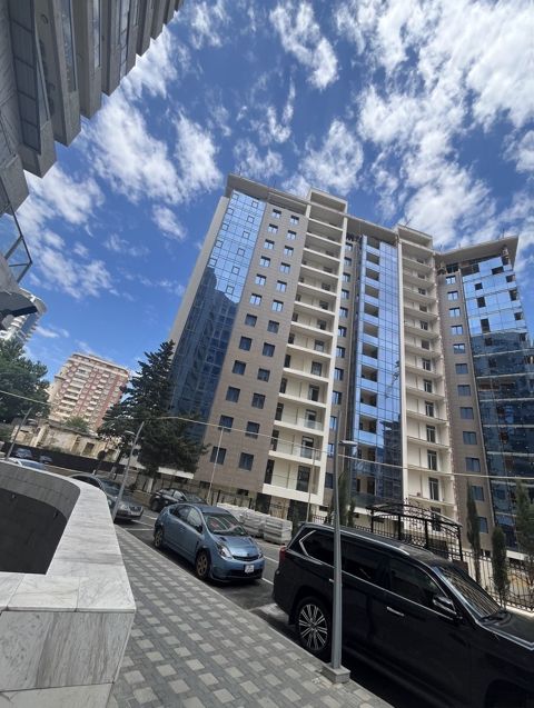 Satılır 2 otaqlı yeni tikili 50 m² — Bakı