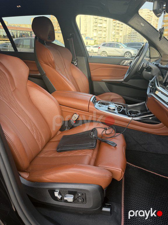BMW X7, 3.0 L, 2025 il, 18 000 km — Avtomobillər, Bakı (7)