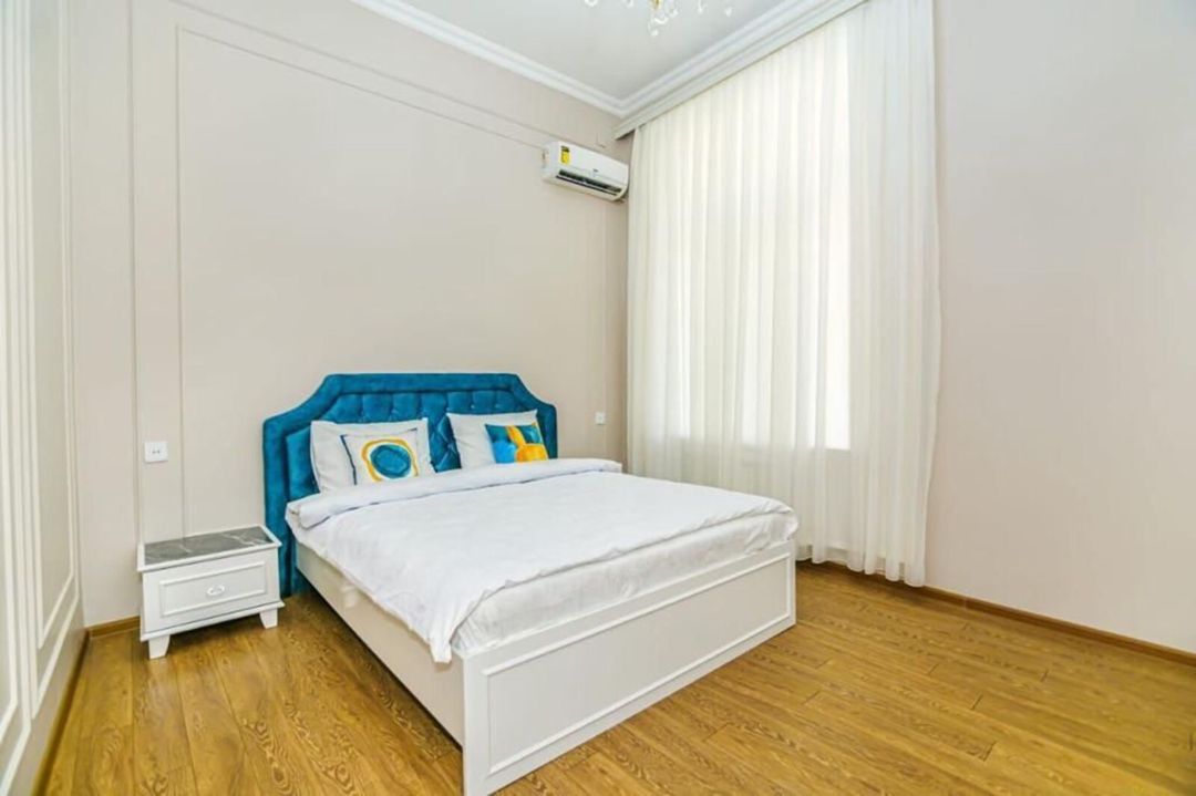 İcarəyə verilir 5 otaqlı köhnə tikili 180 m² — Mənzil, Bakı (5)