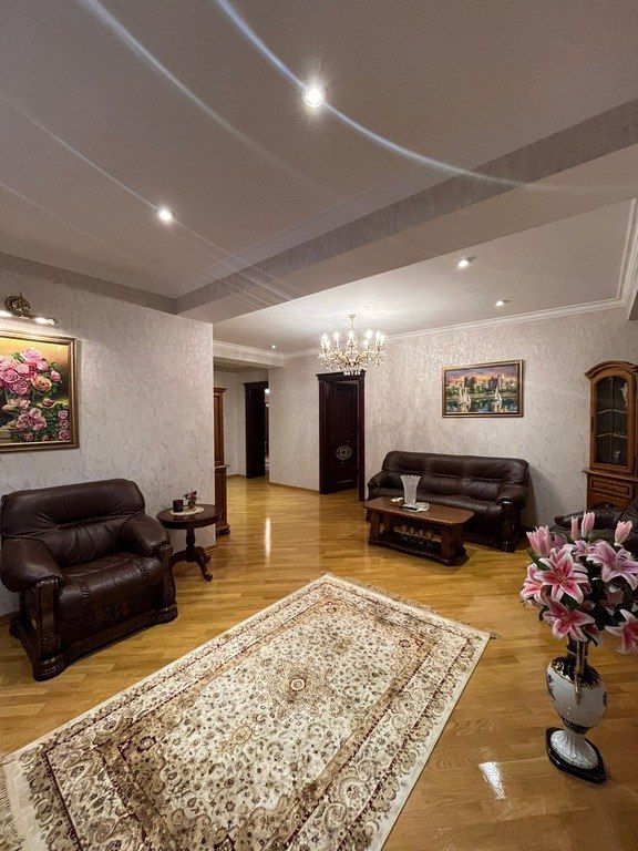 Satılır 4 otaqlı yeni tikili 240 m² — Mənzil, Bakı (5)