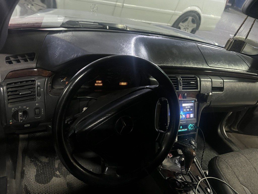 Mercedes E 230, 2.3 L, 1996 il, 631 235 km — Avtomobillər, Bakı (5)