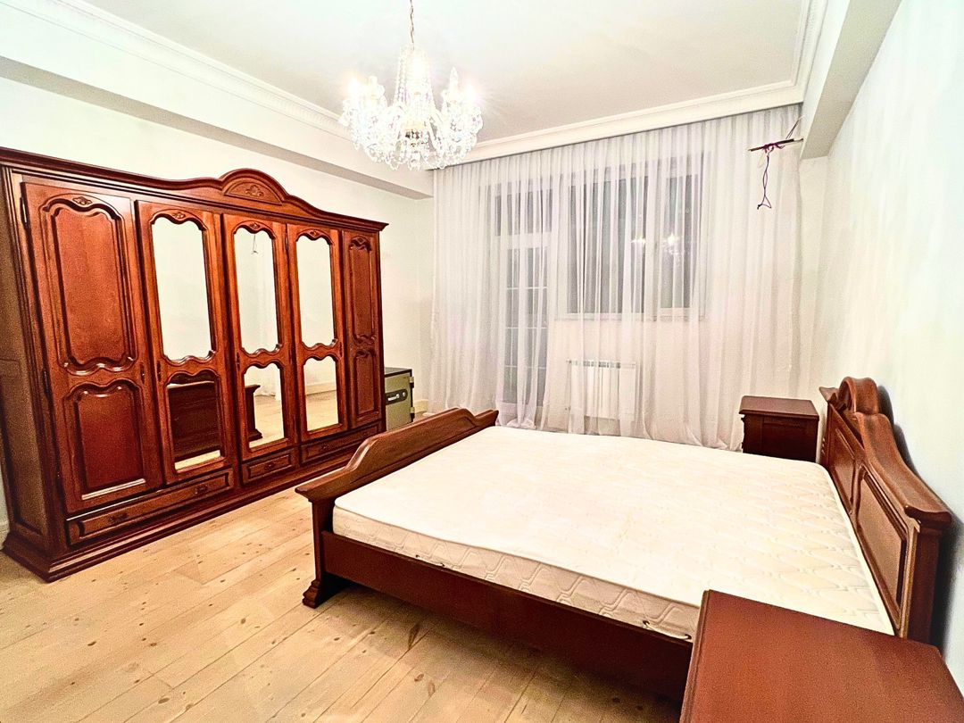 İcarəyə verilir 3 otaqlı yeni tikili 135 m² — Mənzil, Bakı (9)