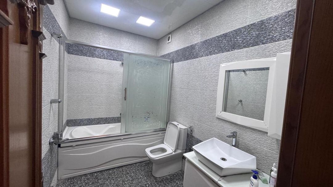 İcarəyə verilir 3 otaqlı yeni tikili 160 m² — Mənzil, Bakı (5)