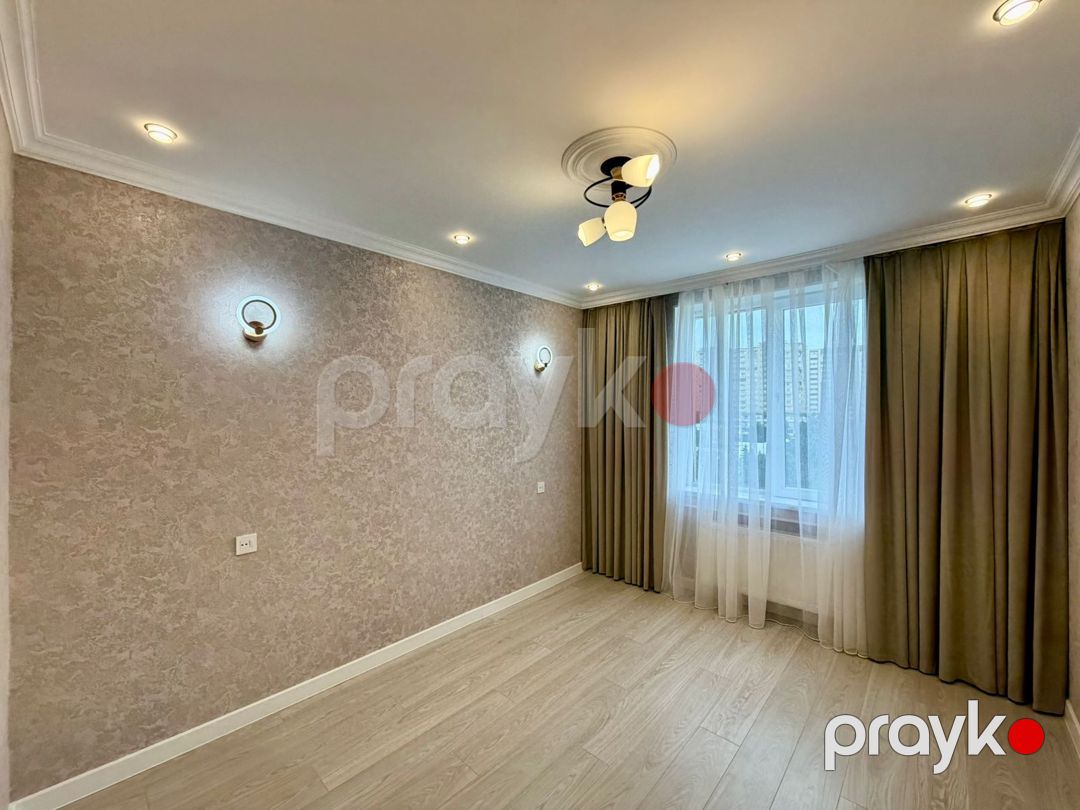 Satılır 2 otaqlı köhnə tikili 60 m² — Mənzil, Bakı (3)