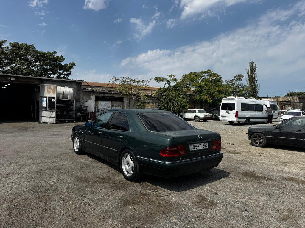 Mercedes E 220, 2.2 L, 1999 il, 600 000 km — Avtomobillər, Bakı (12)