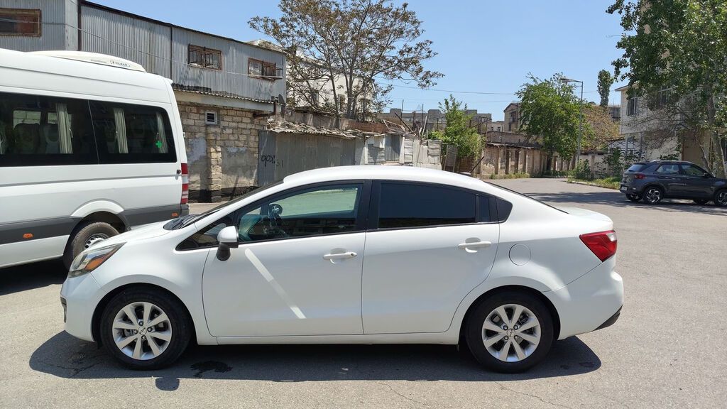 Kia Rio: 1.6 l 2015 il Sedan — Avtomobillər, Bakı (3)