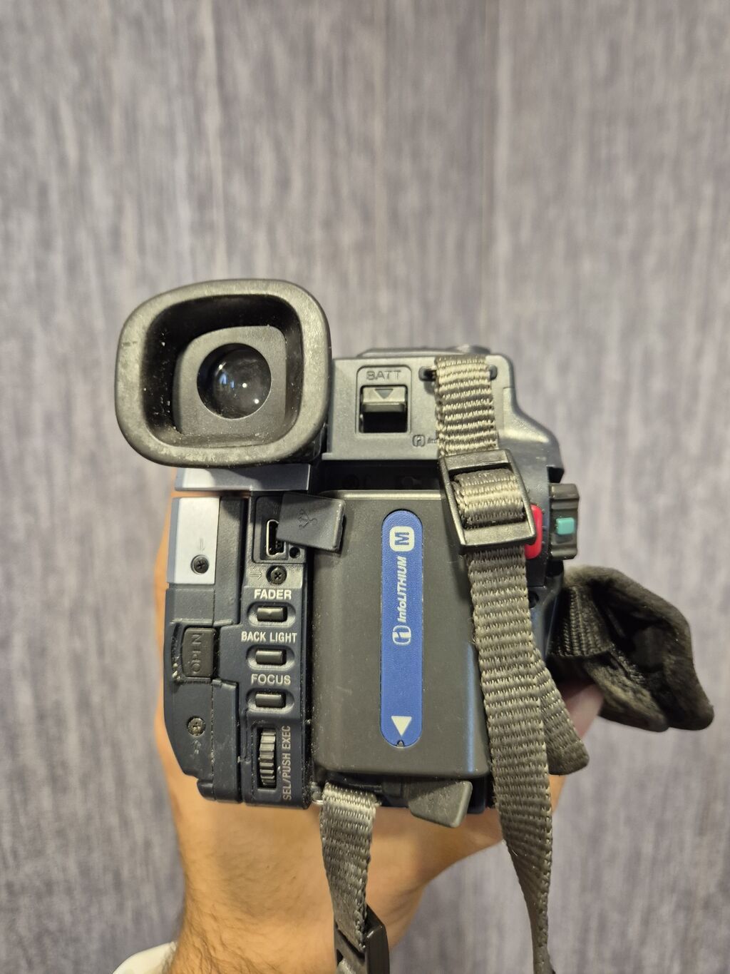 Sony Digital8 Handycam videokamera — model DCR-TRV140E (PAL) — Elektronika, Bakı (2)